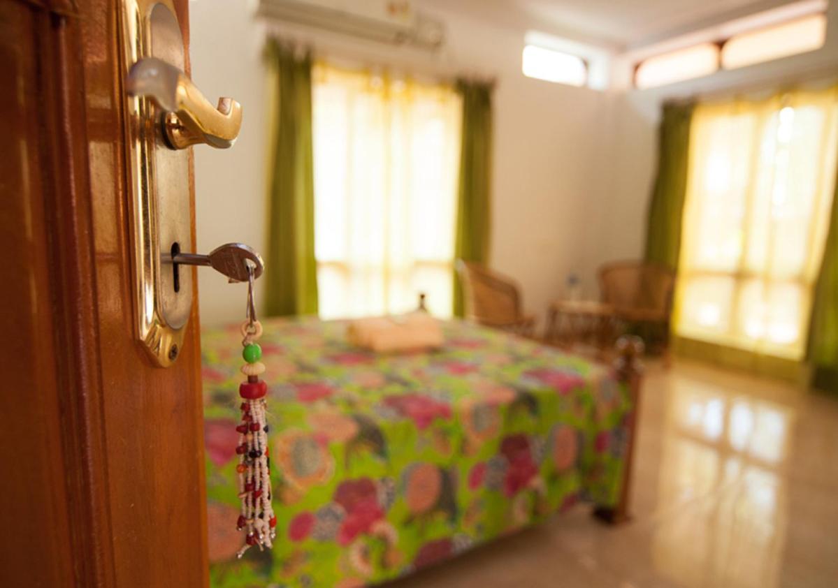 Ashiyana Cliff And Beach Resort Варкала Екстериор снимка