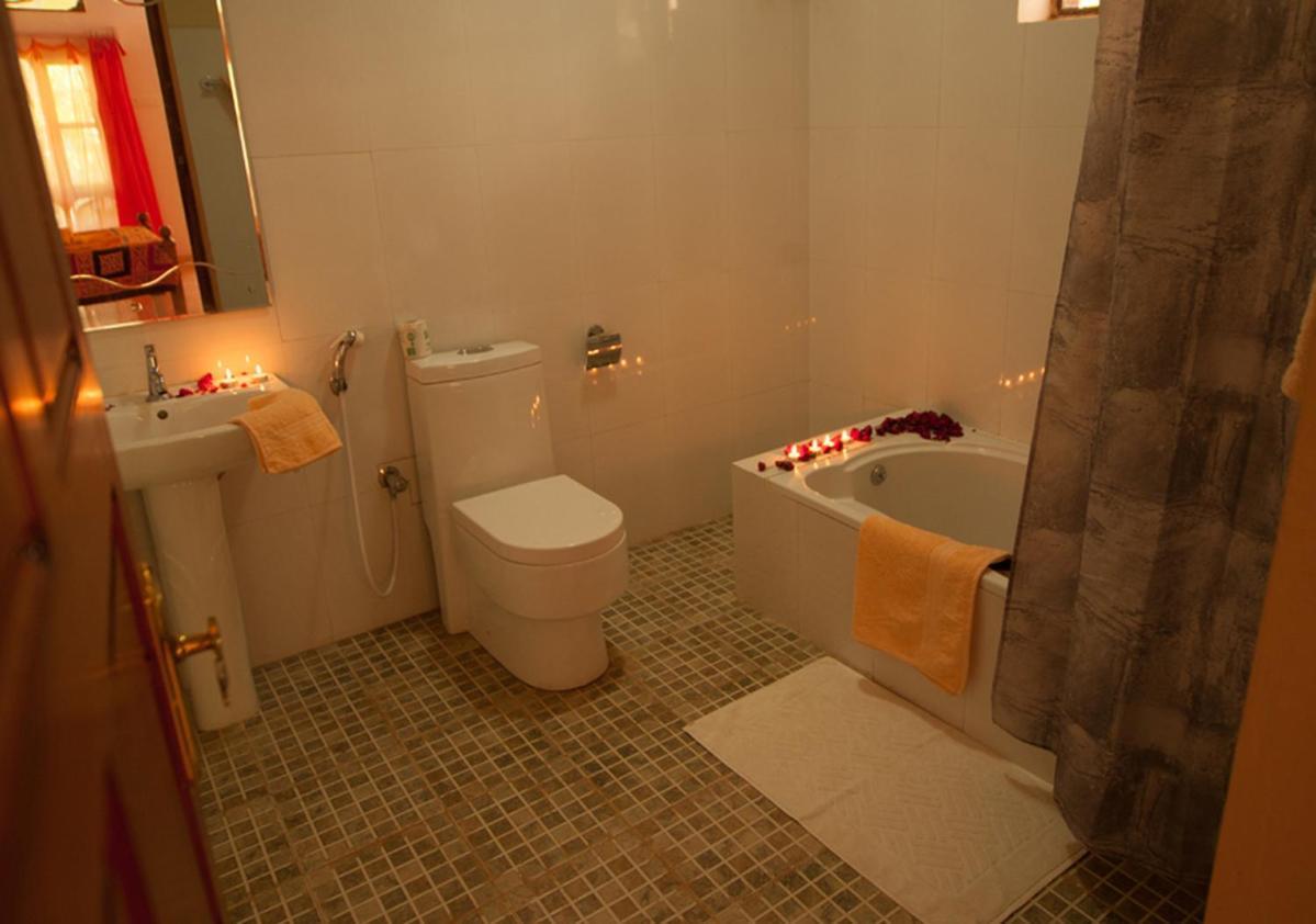 Ashiyana Cliff And Beach Resort Варкала Екстериор снимка