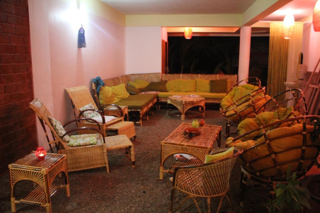 Ashiyana Cliff And Beach Resort Варкала Екстериор снимка